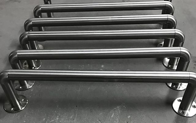 Paslanmaz Bariyerler